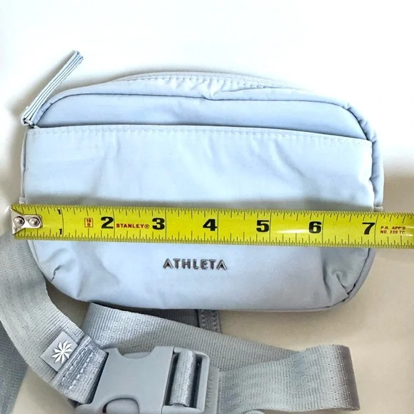 Athleta Belt Bag / Crossbody Light Blue Small Travel Bag Fanny Pack Power of She - Picture 4 of 9